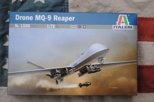 Italeri 1320  Drone MQ-9 Reaper